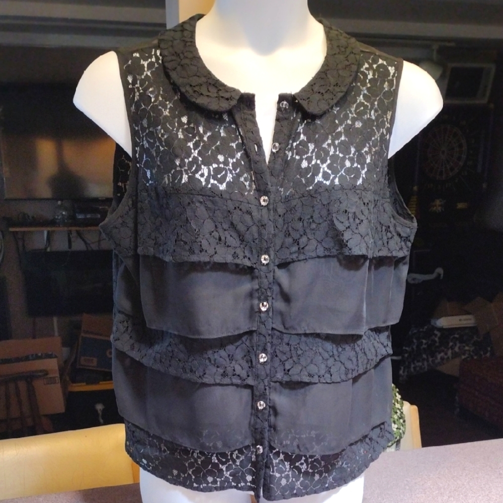 Vintage Giuliana Rancic Black Sheer Lace Sleeveless Top